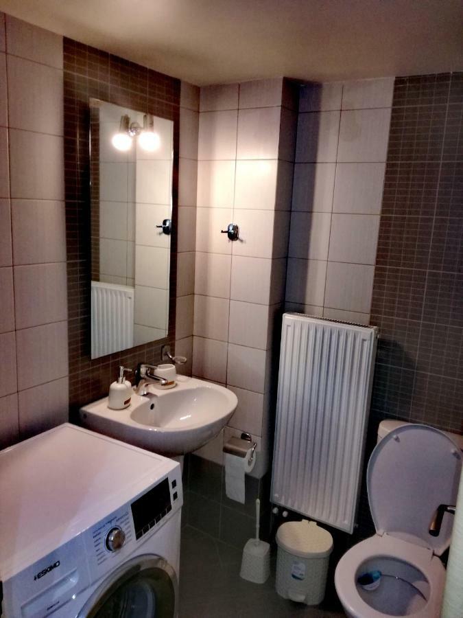 Spacious And Modern Downtown Apartment Heraklion  Екстер'єр фото