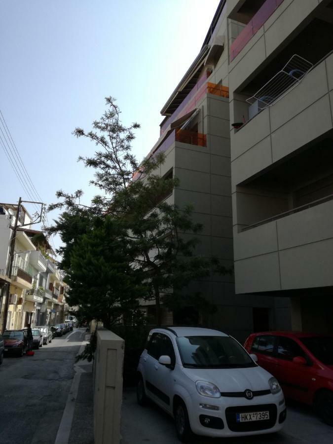 Spacious And Modern Downtown Apartment Heraklion  Екстер'єр фото